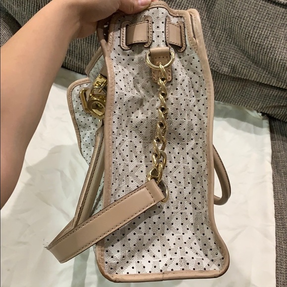 Authentic Michael Kors Hamilton Large Tote - Picture 4 of 14